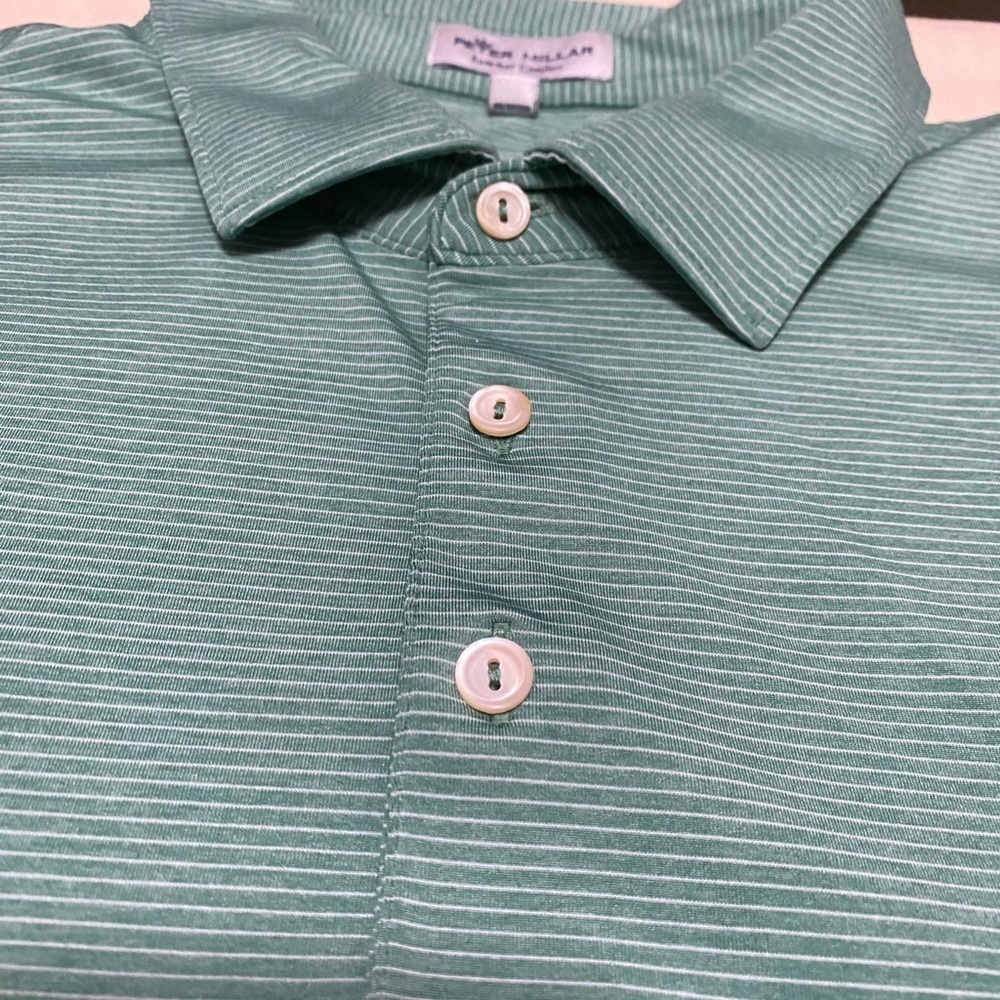 Peter Millar Summer Comfort Men’s XL Green & White Striped Short Sleeve Shirt.